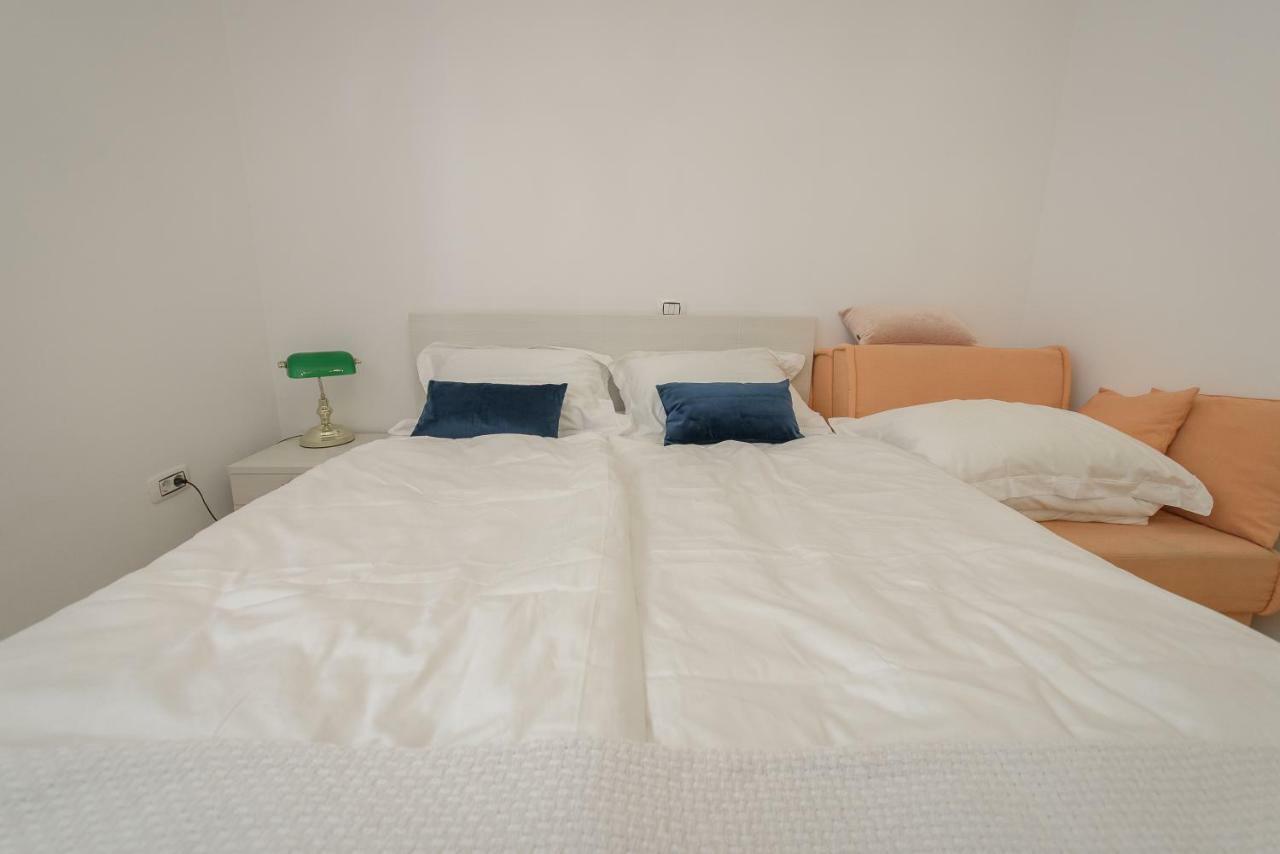 Apartament Happy